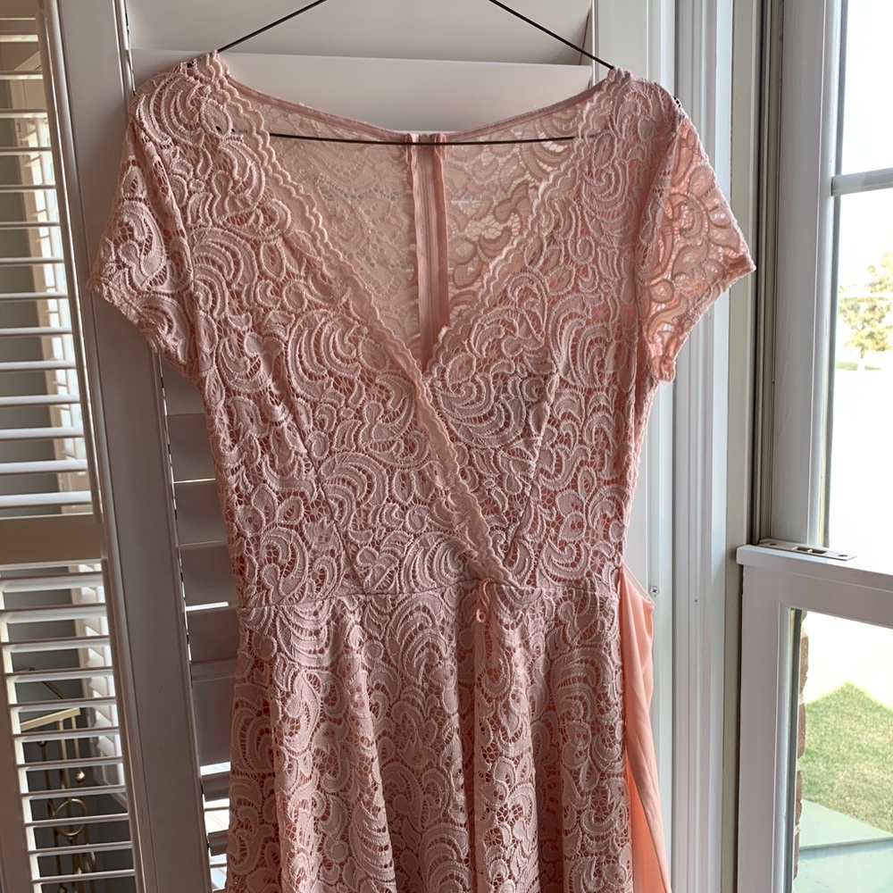 Short light pink lace dress